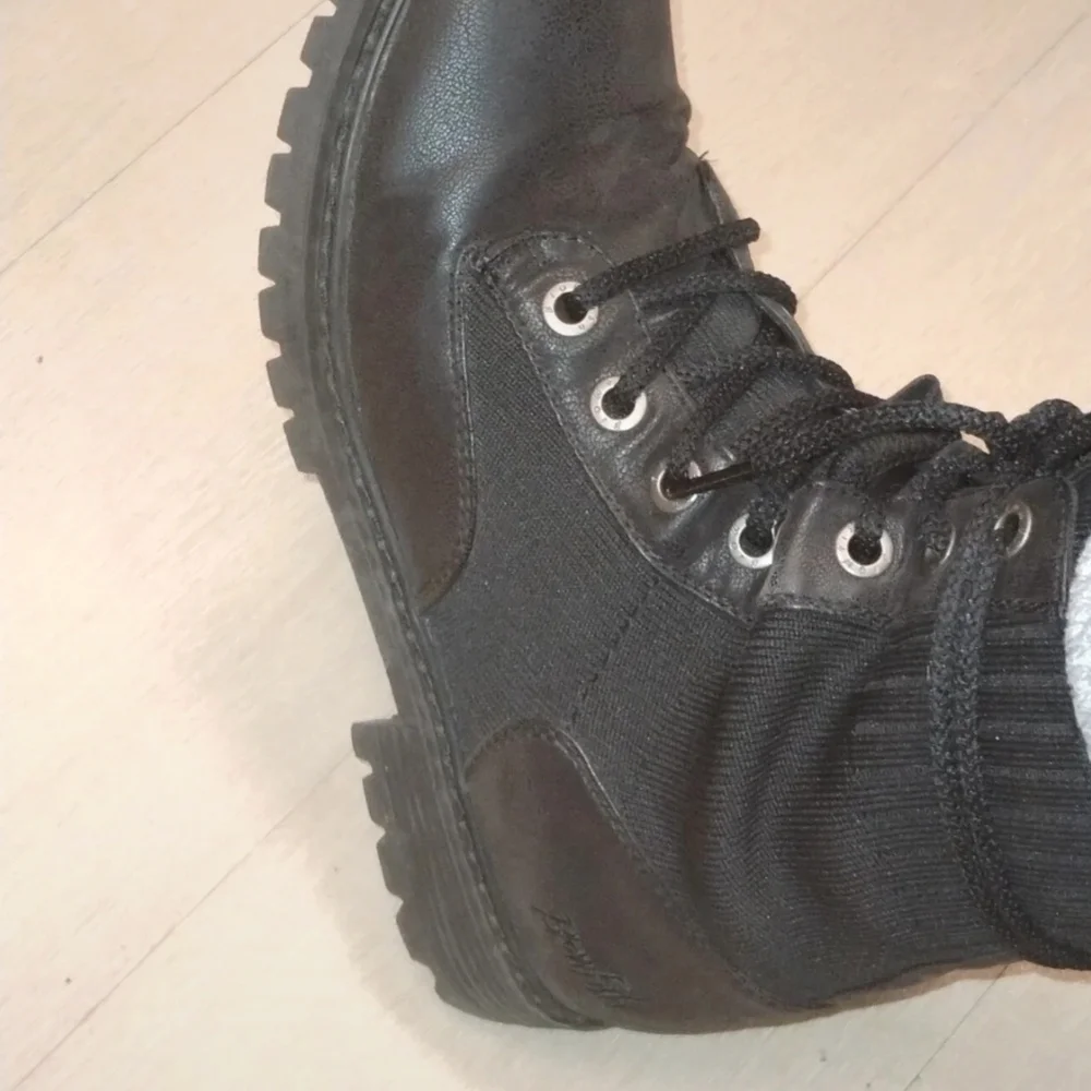 Blowfish Black Combat Boots - Picture 4 of 6